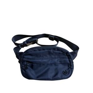 Steve Madden belt bag